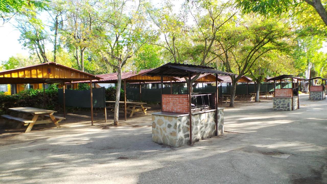 Bungalows Alpha Getafe Bagian luar foto